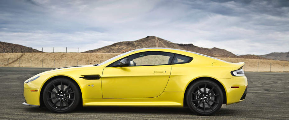 V12 Vantage Side view
