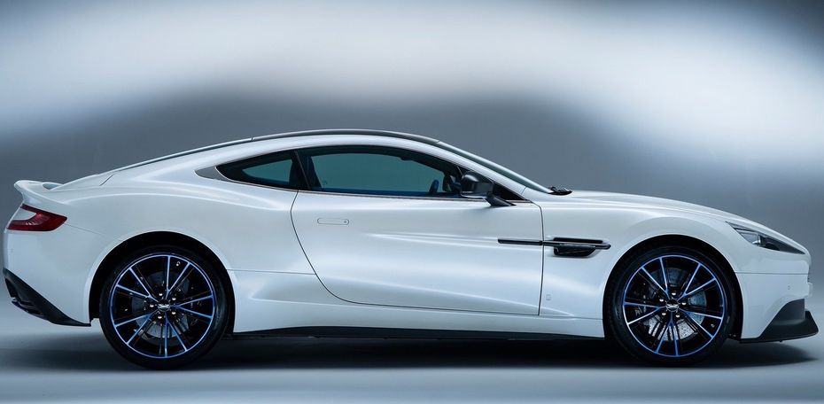 Aston Martin Vanquish Coupe Drivers Sideview