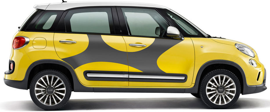 Fiat 500L trekking Drivers Sideview