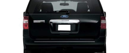 Full Rear View of Ford Expedition