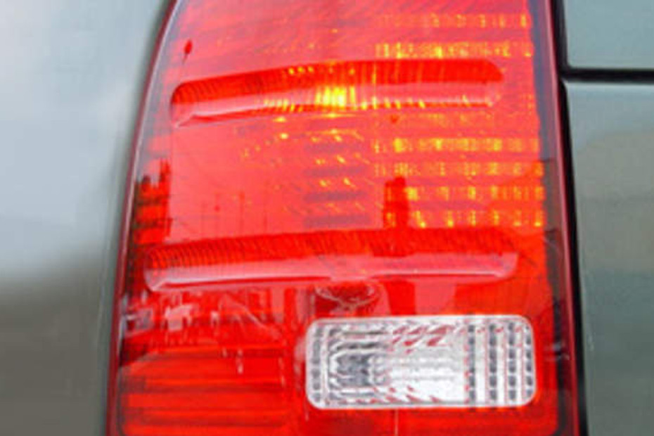 Explorer Tail light in Qatar