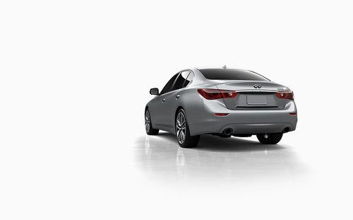 Rear Cross Side View of Infiniti Q50