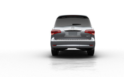 Full Rear View of Infiniti QX80