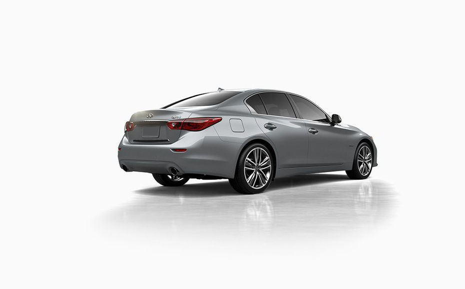 Q50S Hybrid Rear angle view