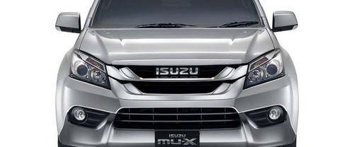 Full Front View of MU-X