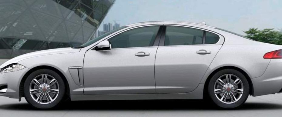 XF Luxury Side view