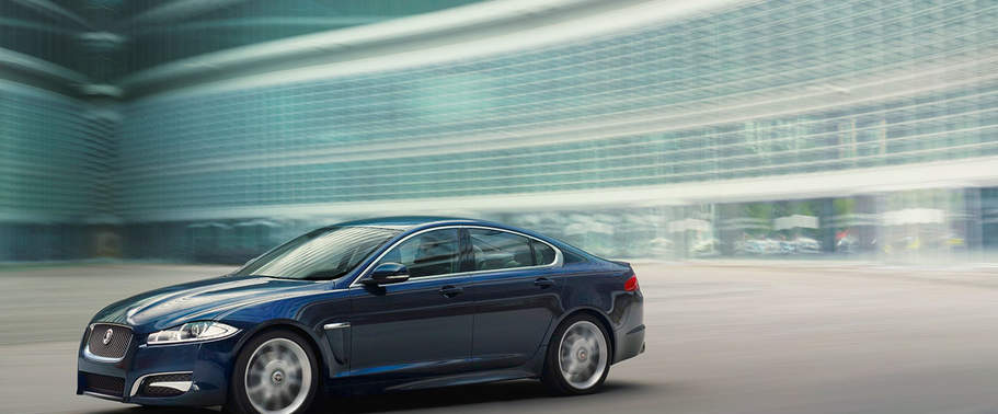 Jaguar XF Portfolio Side Medium View Jaguar XF Portfolio Side Medium View