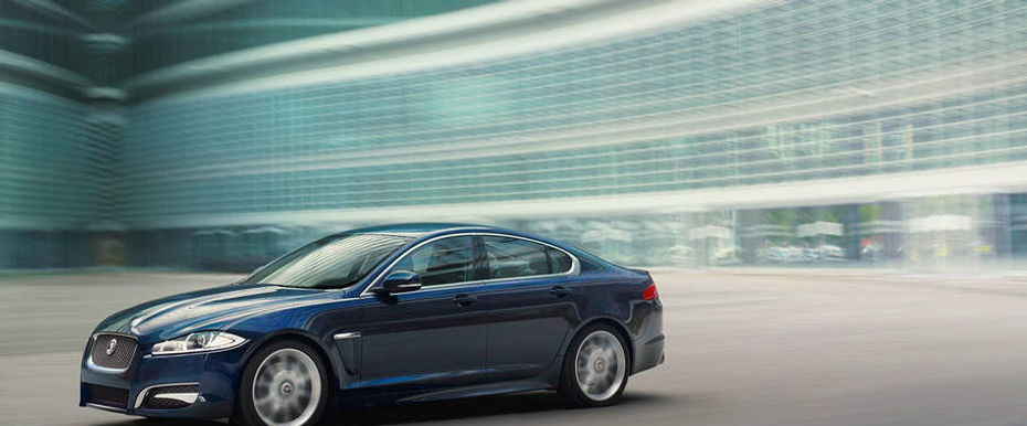 Jaguar XF Portfolio Side Medium View