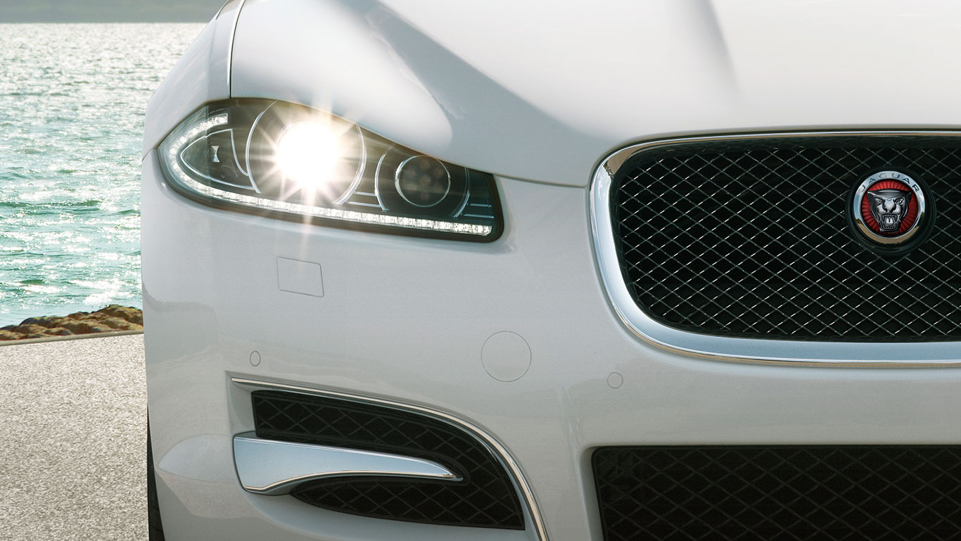 XF XFR-S Headlight XF XFR-S Headlight