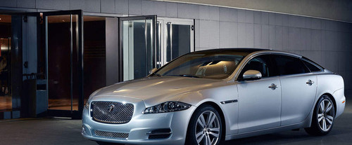 XJ Luxury SWB Front angle low view