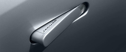 F-Type R AWD Coupe Door handle