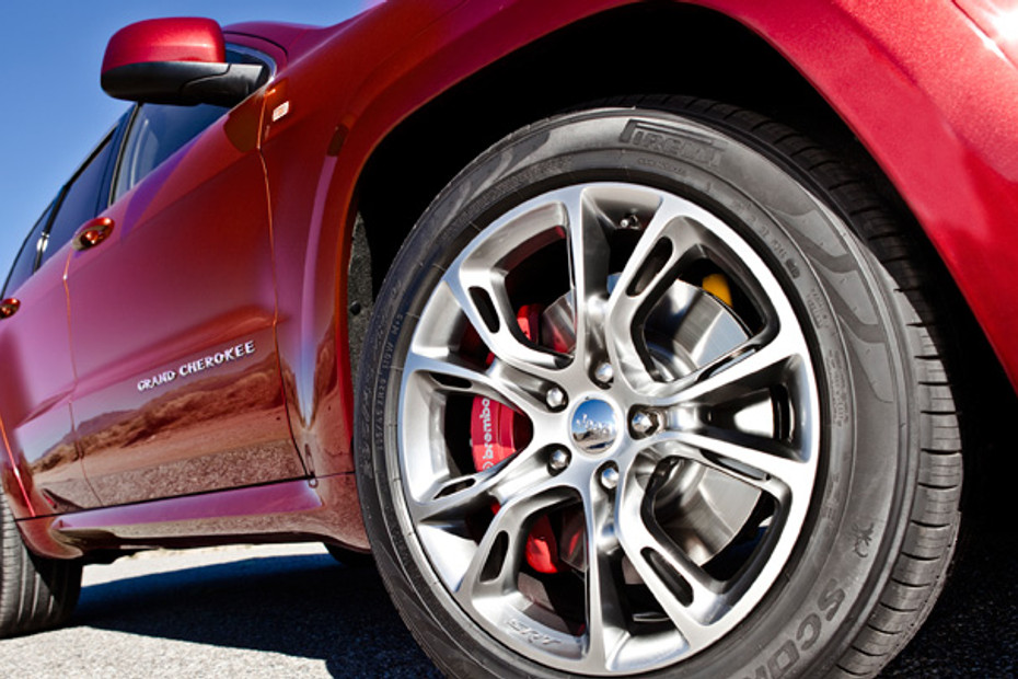 Grand Cherokee SRT Wheel in Qatar