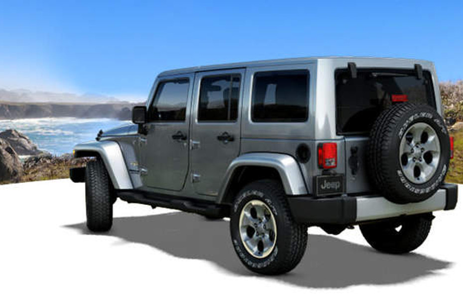 Rear Cross Side View of Jeep Wrangler Unlimited in Qatar