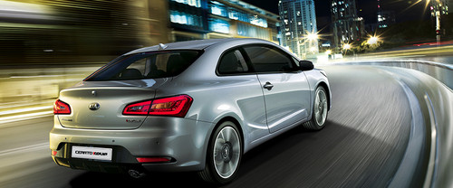 Cerato Koup Rear angle view