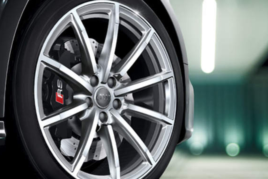 RS5 Coupe Wheel in Qatar