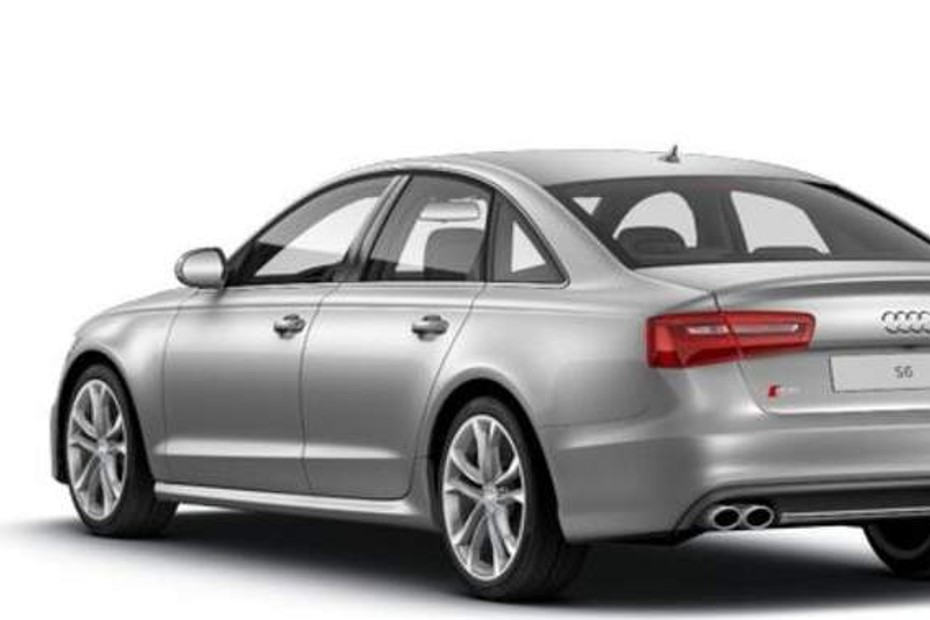 Rear Cross Side View of Audi S6 Technische Daten und Anleitungen in Qatar