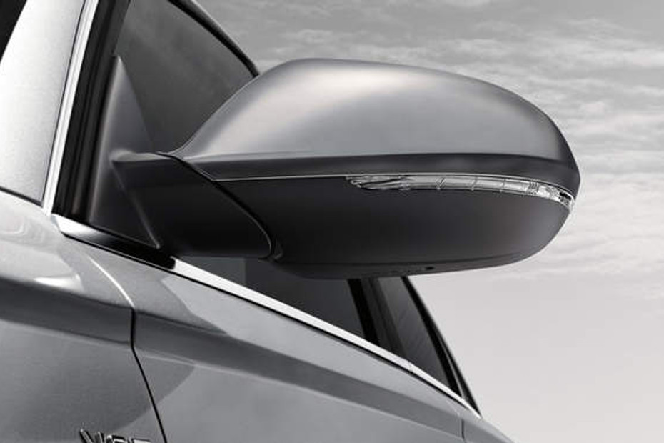 Audi S6 Technische Daten und Anleitungen Drivers Side Mirror Front Angle in Qatar