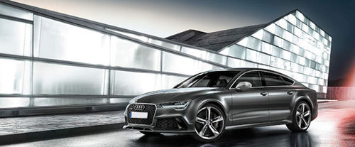 RS 7 Front angle low view