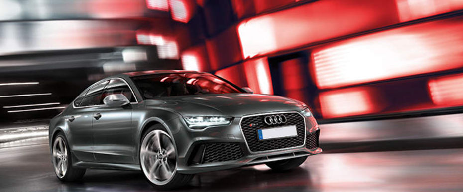 Audi RS 7 Front Medium View