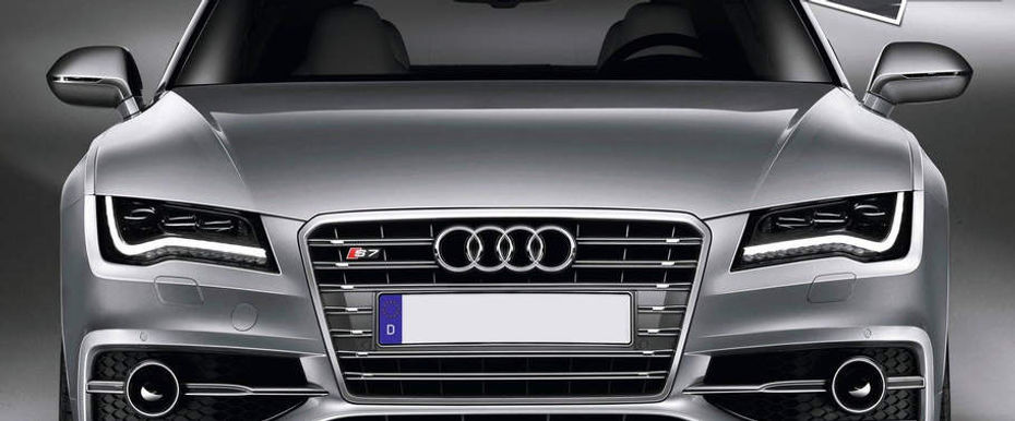 Full Front View of RS 7