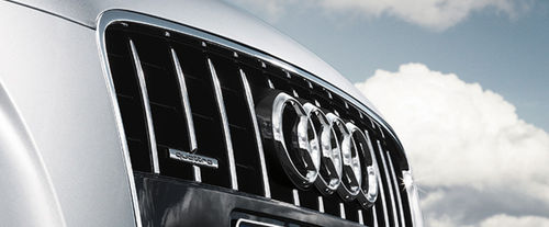 Q7 Grille View