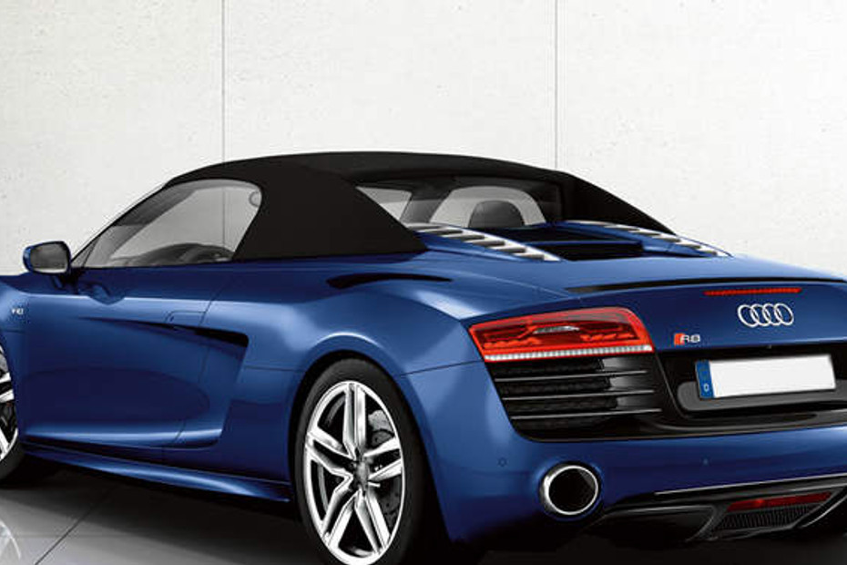 Rear Cross Side View of Audi R8 Spyder in Qatar
