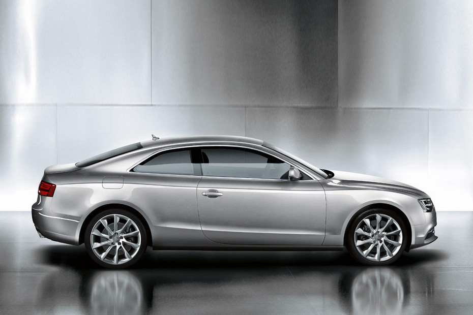 Audi A5 Coupe Drivers Sideview in Qatar