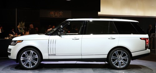 Range Rover Side view