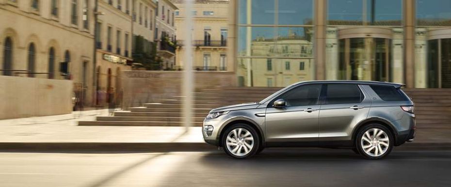 Discovery Sport Side view