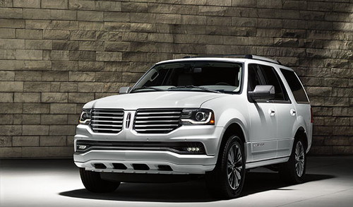 Lincoln Navigator Front Angle High View