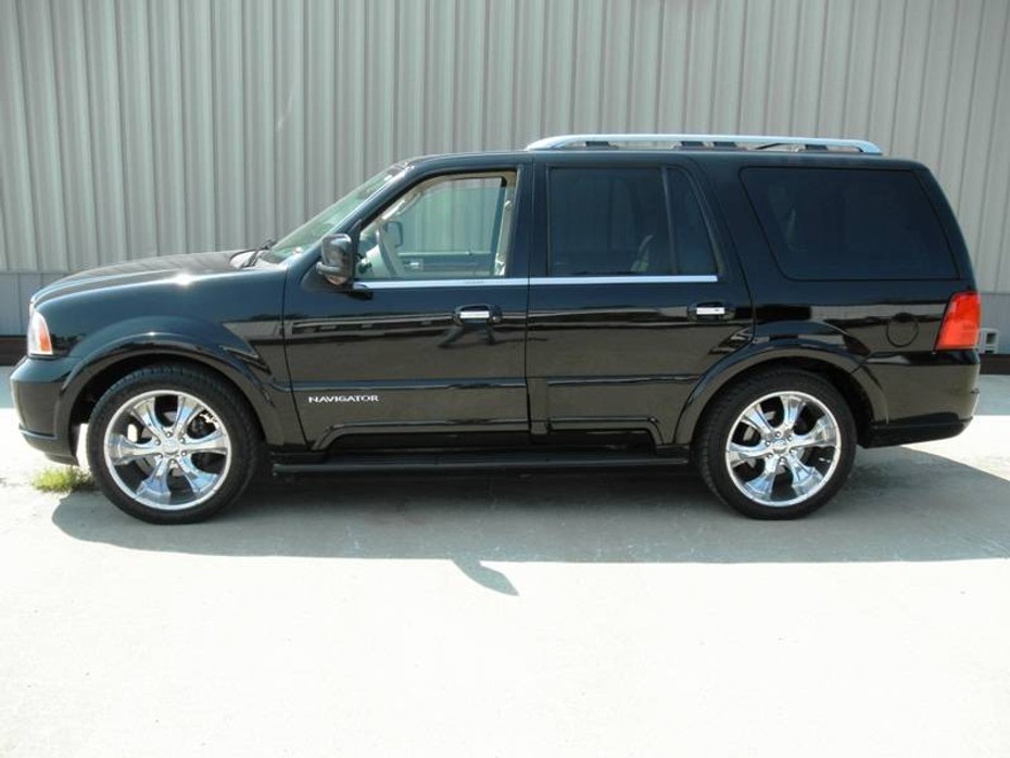 Navigator Side view