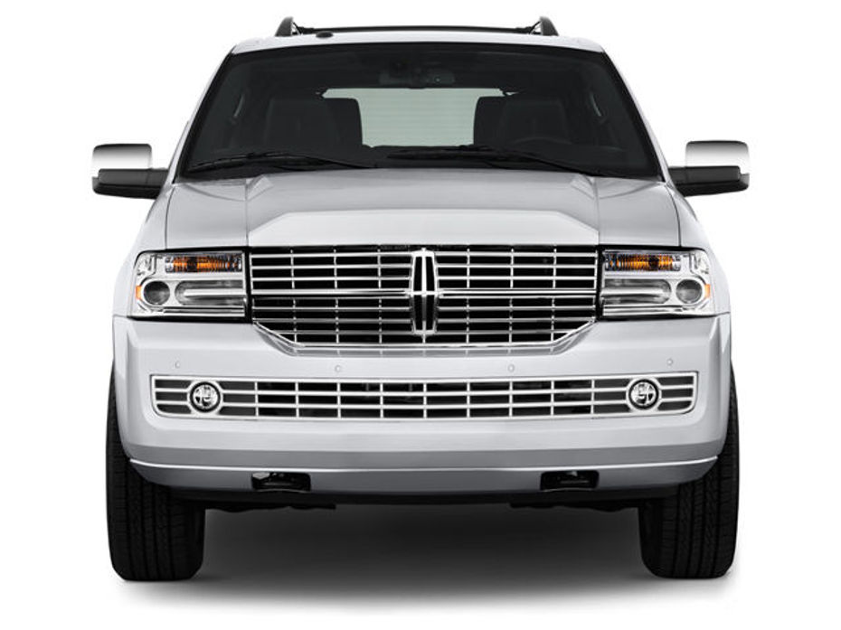 Full Front View of Navigator