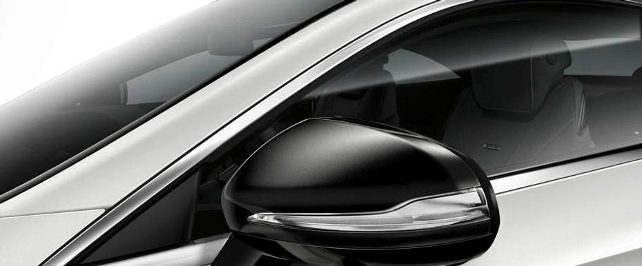 Mercedes-Benz S Class Coupe Drivers Side Mirror Front Angle