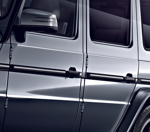 Mercedes-Benz G Class Drivers Side Mirror Front Angle