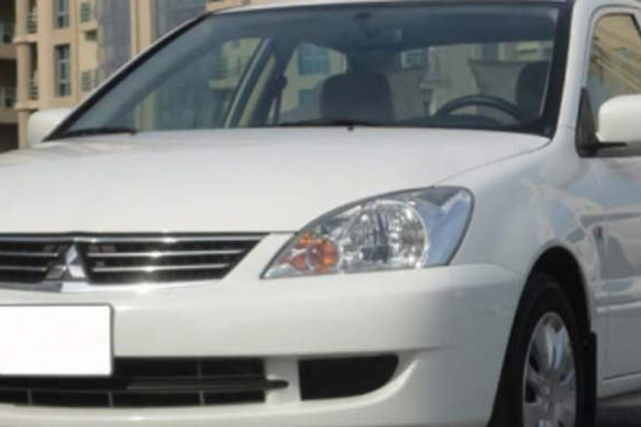 Lancer Front angle low view in Qatar