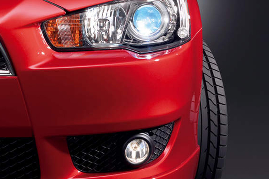 Lancer EX Headlight in Qatar