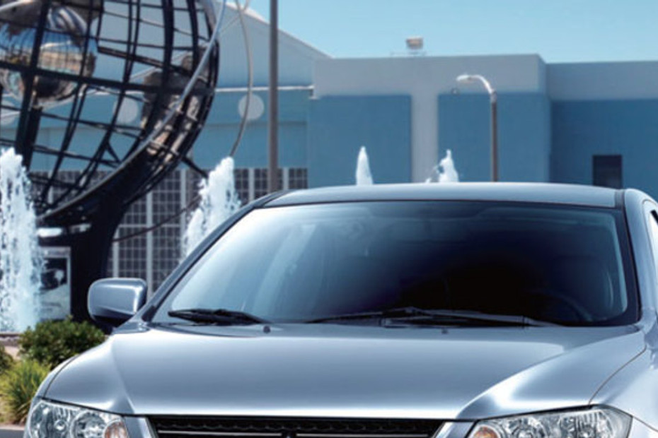 Lancer Fortis Front angle low view in Qatar