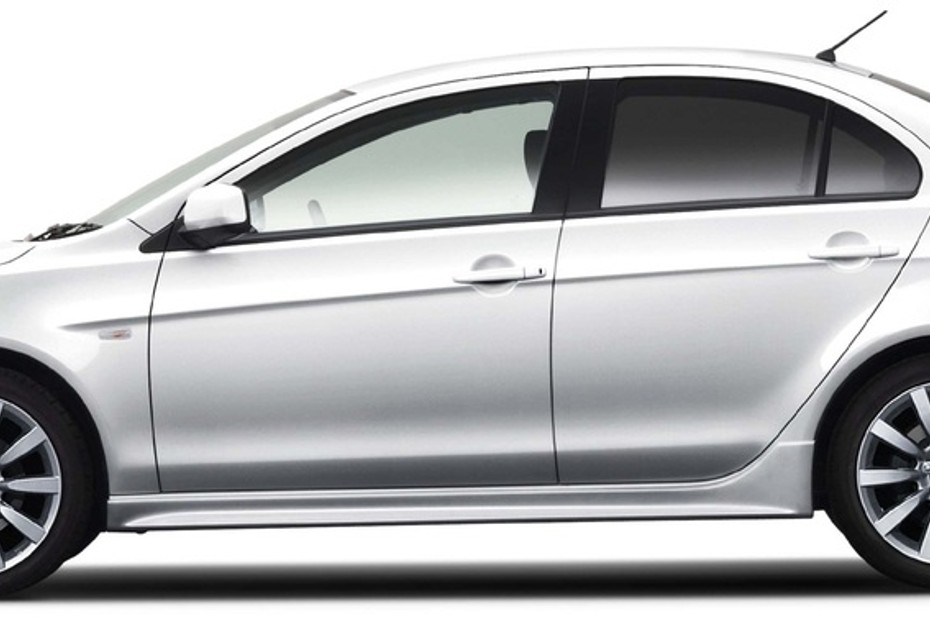 Lancer Fortis Side view in Qatar