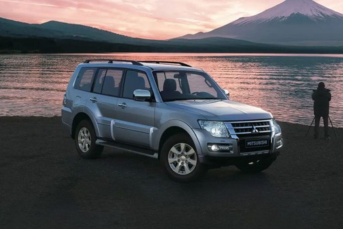 Pajero Front angle low view