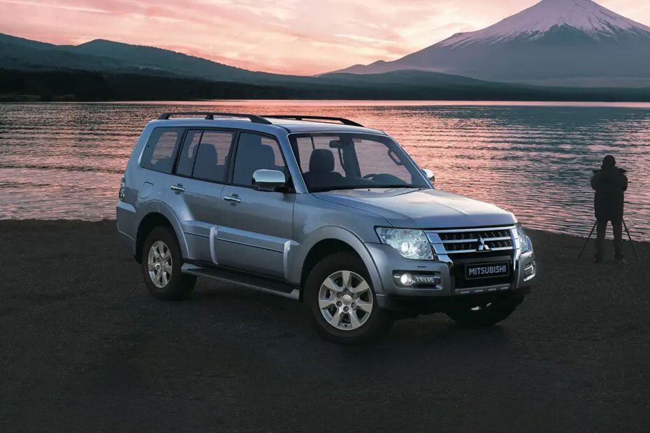 Pajero Front angle low view