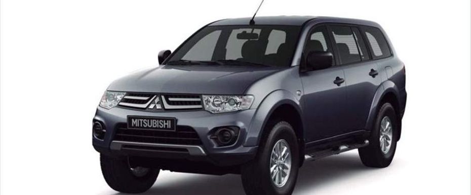 Pajero Sports Front angle low view