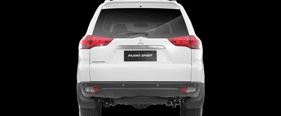 Full Rear View of Mitsubishi Pajero Sports