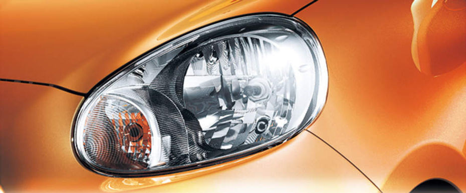 Micra Headlight