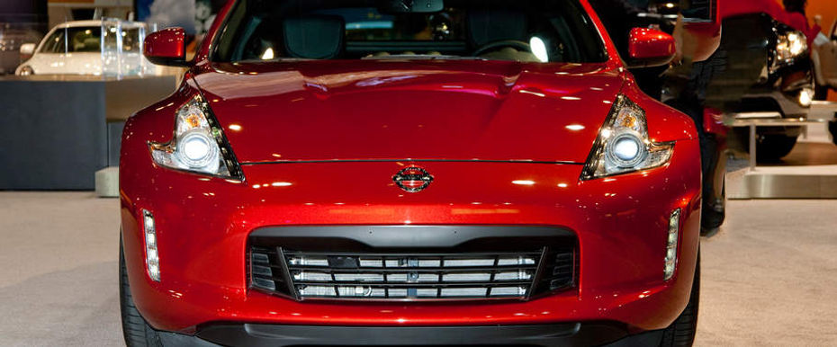 Full Front View of 370Z Coupe