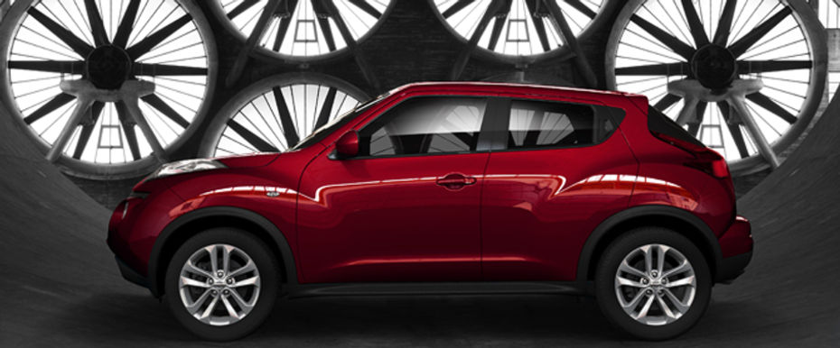 Juke Side view