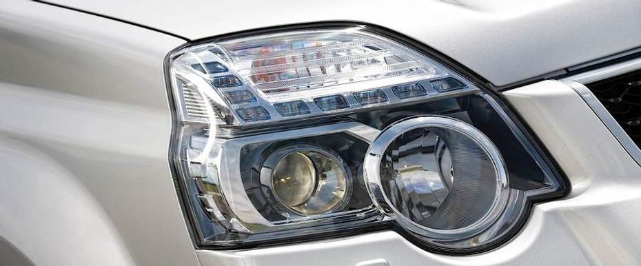 X-Trail Headlight