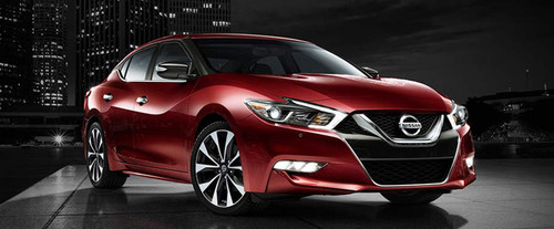 Nissan Maxima Front Cross Side View