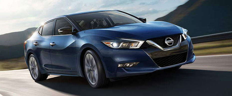 Nissan Maxima Side Medium View