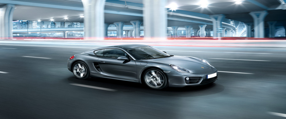 Porsche Cayman Front Cross Side View