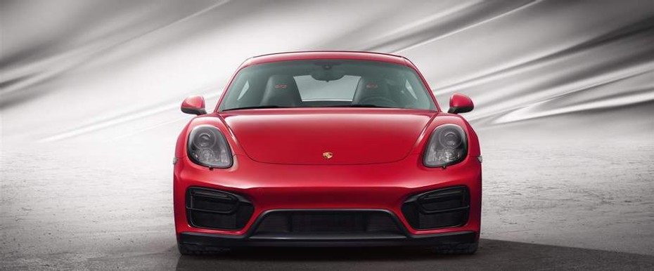 Full Front View of Cayman GTS